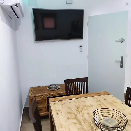 Loft De Lujo Calle De Marines Apartment